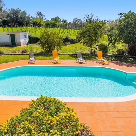 Trullo Lumise By