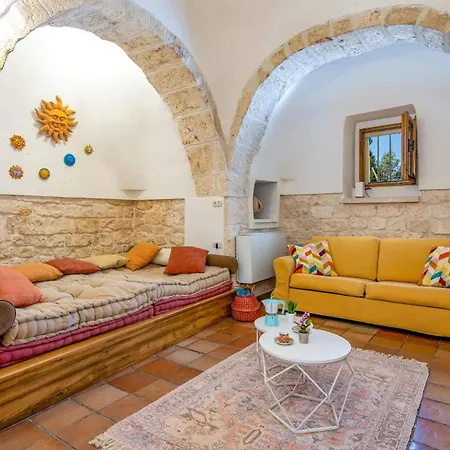 Trullo Lumise By Martina Franca